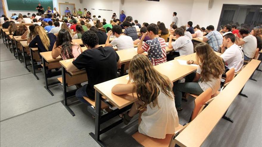 Simulacro General Policía Nacional + Masterclass Derechos Humanos